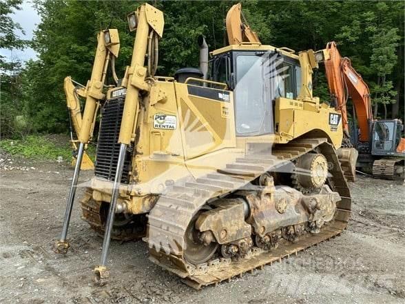 CAT D8T Telaketjupuskutraktorit