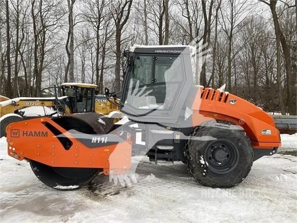 Hamm H11i Yksivalssijyrät