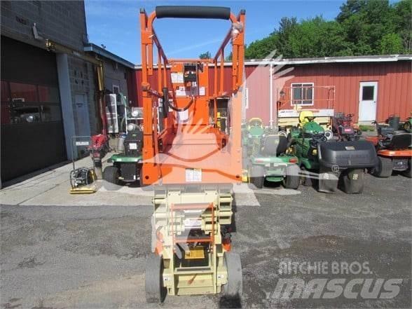JLG 2632ES Saksilavat