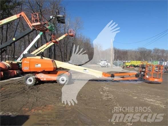 JLG 660SJ Teleskooppipuominostimet