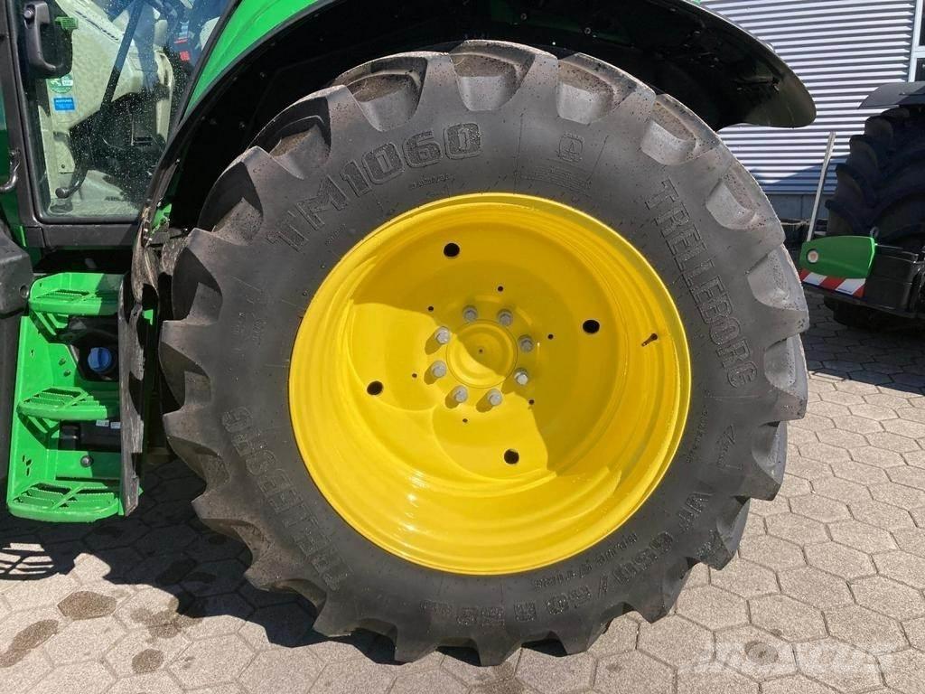 John Deere 6M125 Traktorit