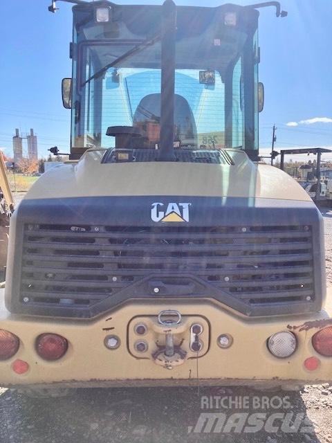 CAT 908 M Pyöräkuormaajat