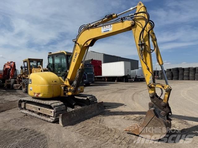 Komatsu PC 80 Midikaivukoneet 7t - 12t