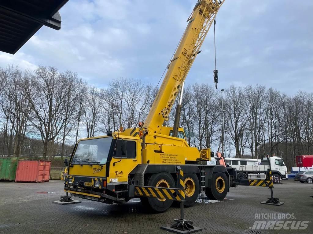 Liebherr LTM1040 Mobiilinosturit