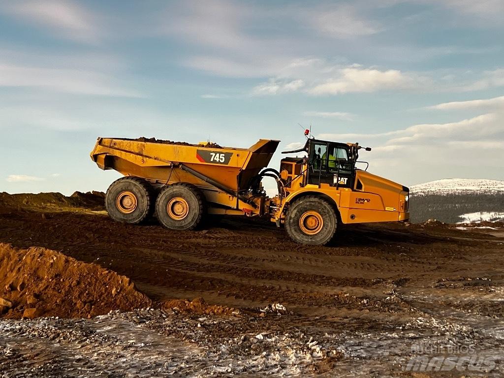CAT 745 Dumpperit
