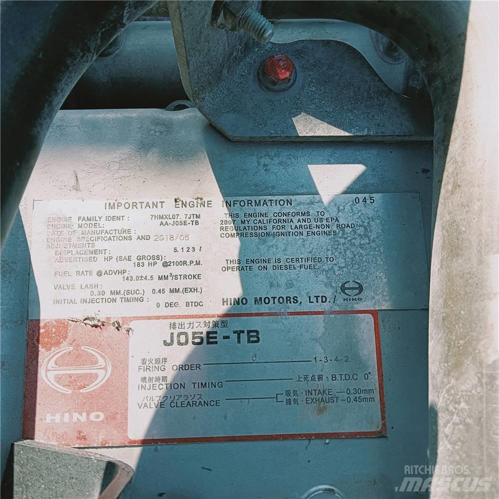 Kobelco SK260D Telakaivukoneet