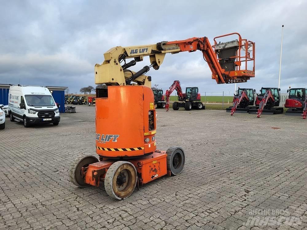 JLG E 300 AJP Kuukulkijat