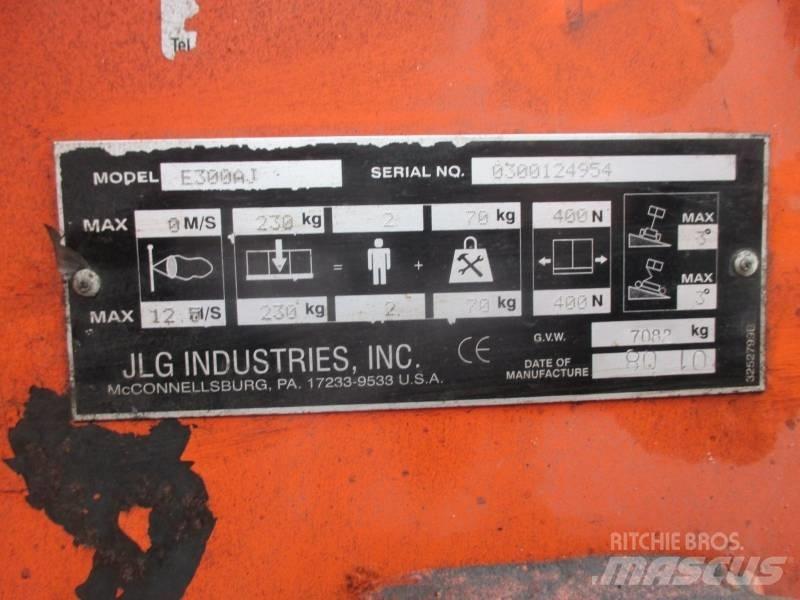 JLG E 300 AJ Kuukulkijat
