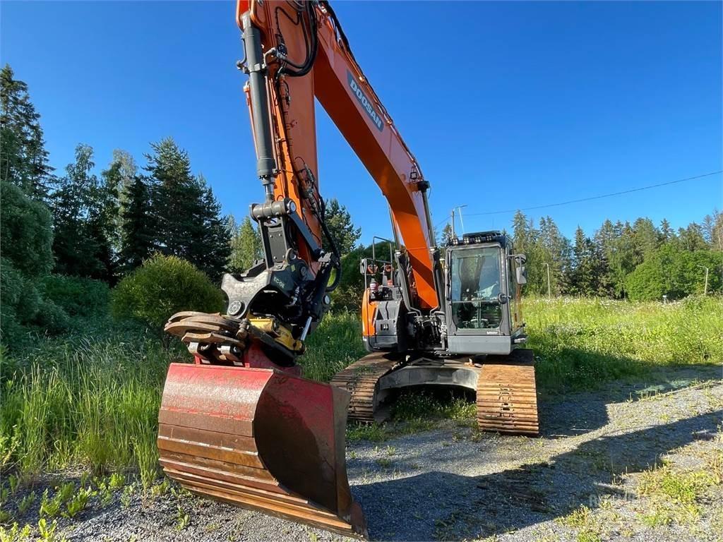 Doosan DX235 LRC Telakaivukoneet