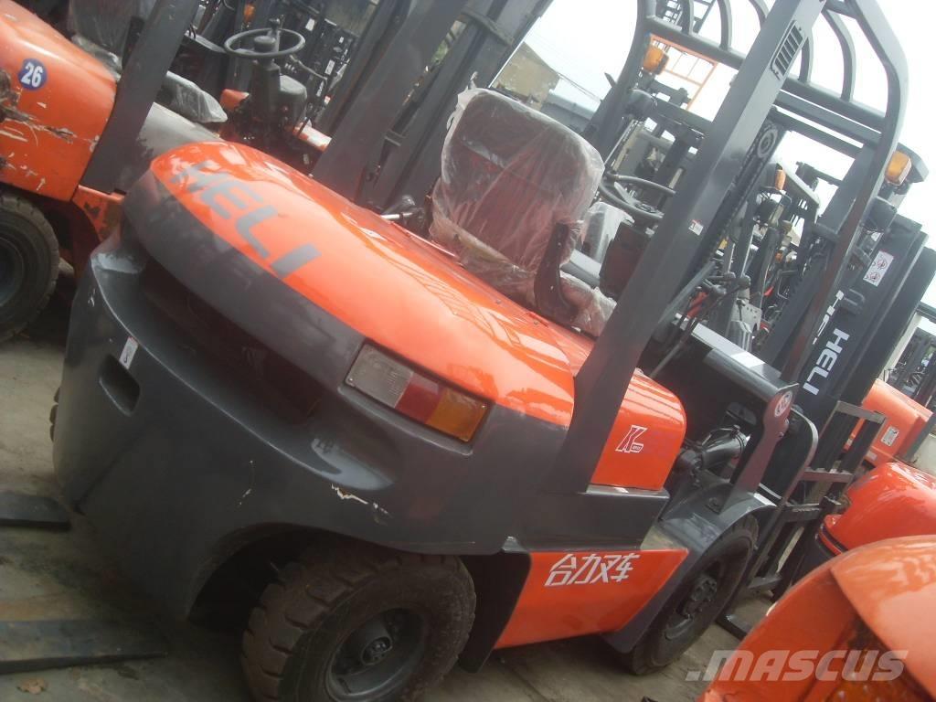 Heli FD 30 Dieseltrukit