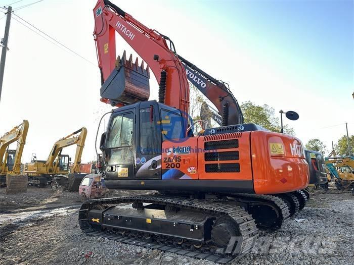 Hitachi ZX 200 Telakaivukoneet