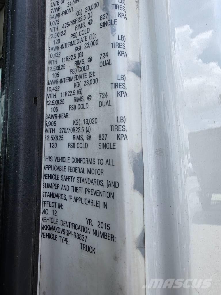 Western Star 4700 SB Vetopöytäautot