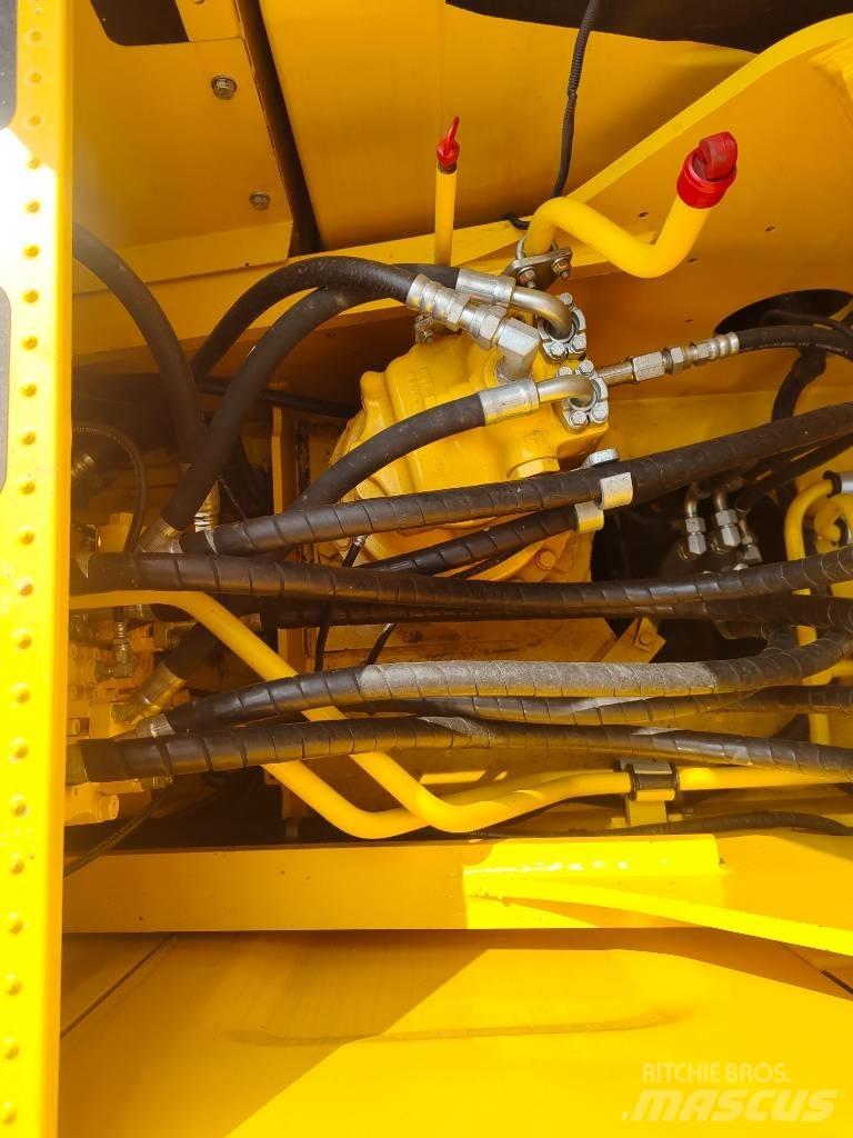 Komatsu PC 200 Telakaivukoneet