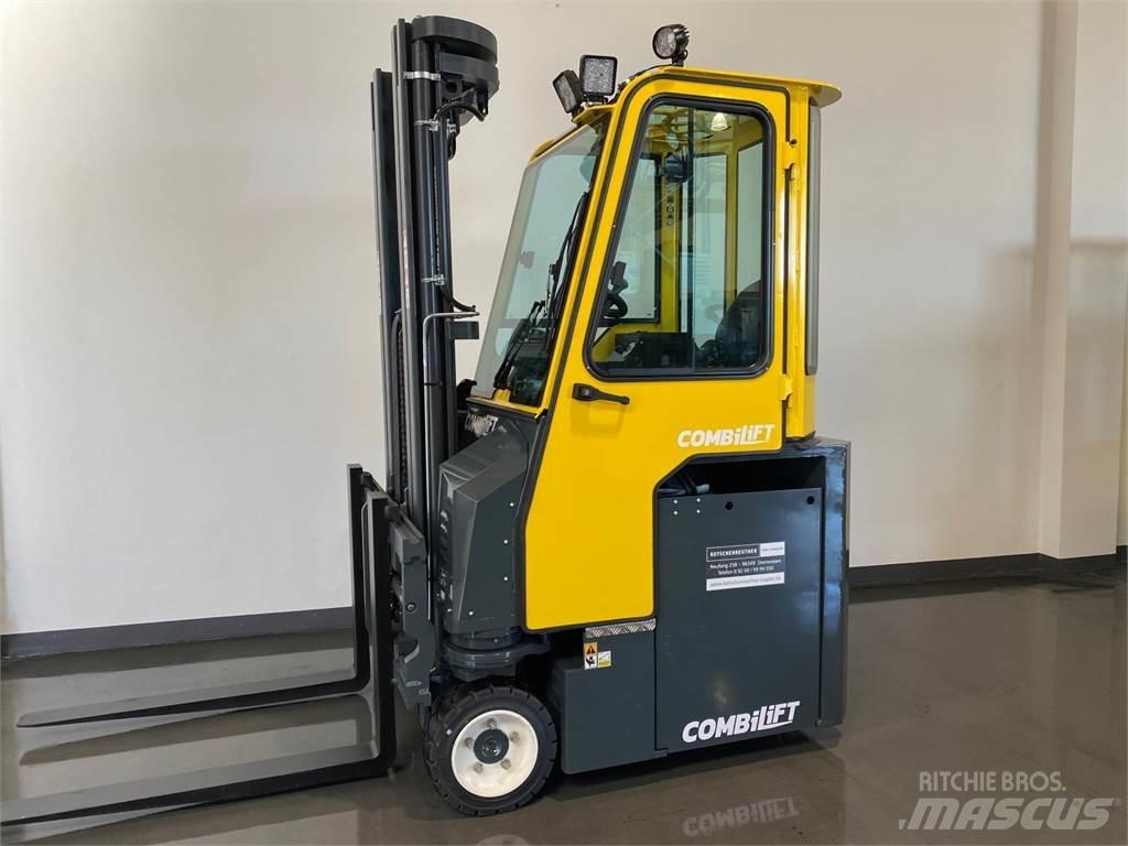 Combilift CBE3000 Nelitietrukit
