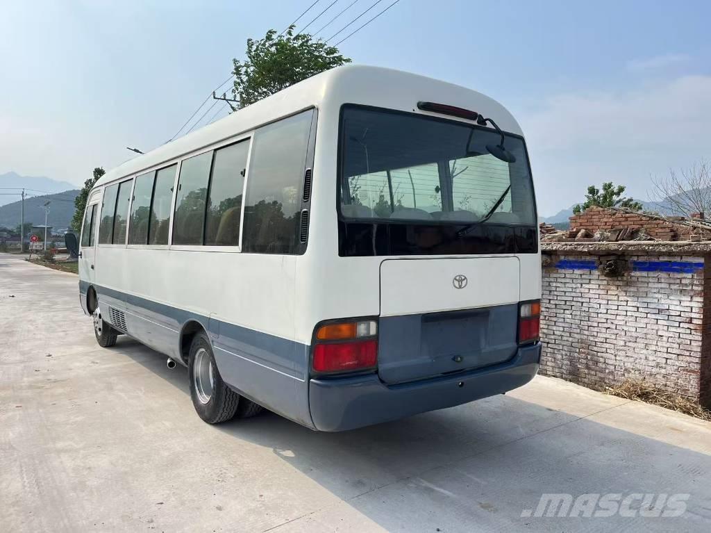 Toyota Coaster Bus Minibussit