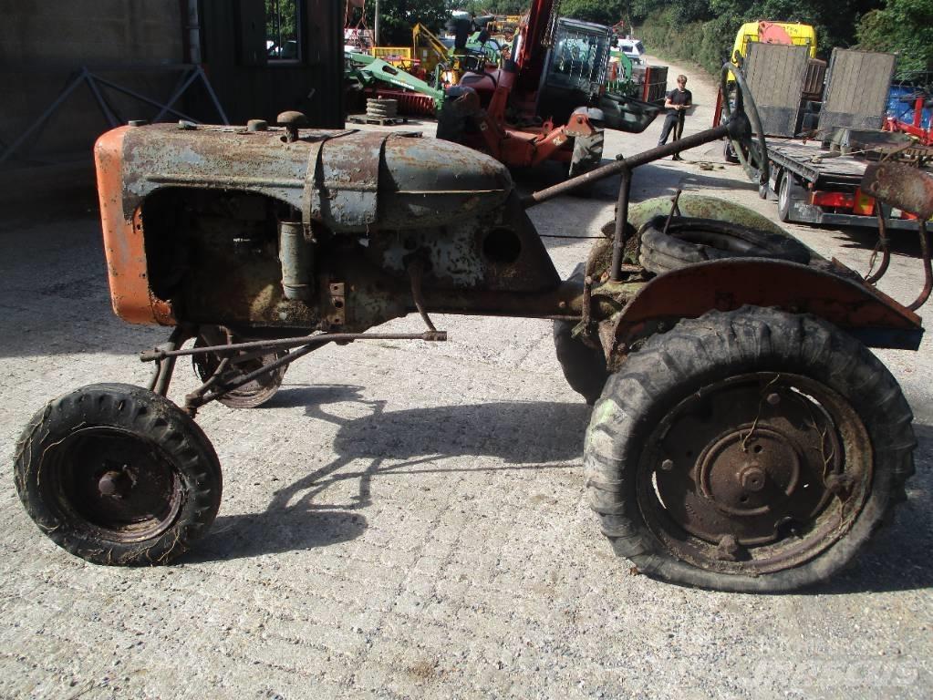 Allis-Chalmers B Traktorit