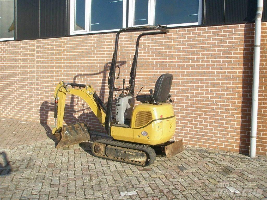CAT 300.9 Minikaivukoneet < 7t