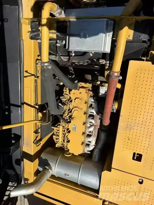 CAT 320 D L Telakaivukoneet