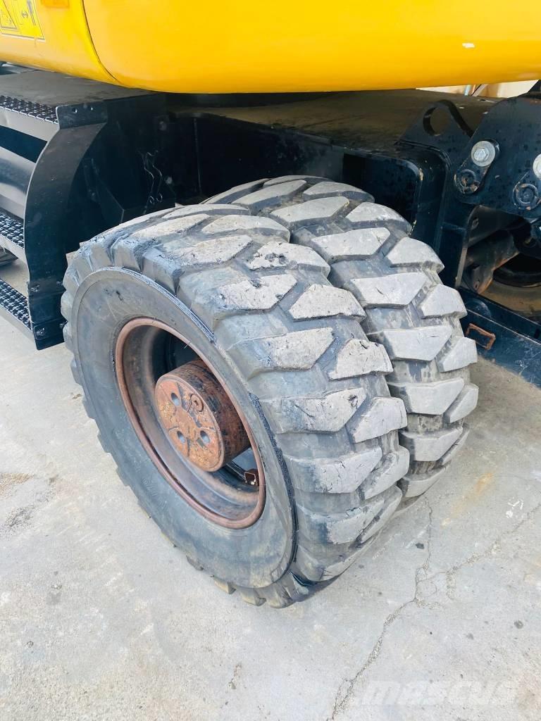 CAT m317f Pyöräkaivukoneet