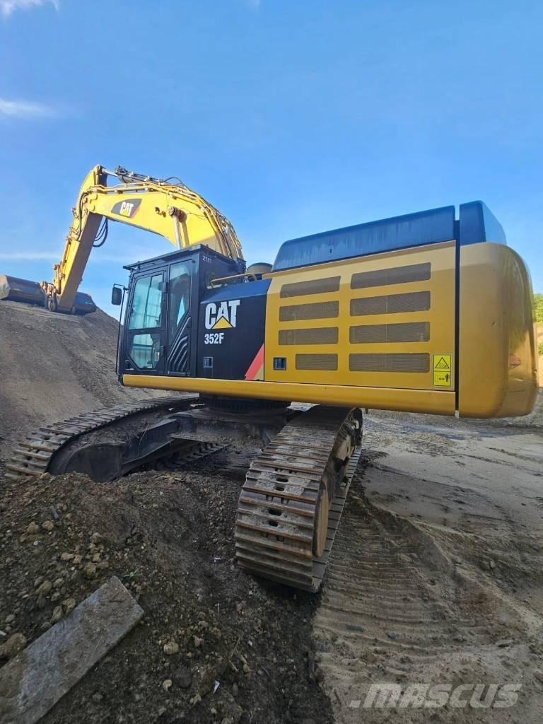 CAT 352 F Telakaivukoneet