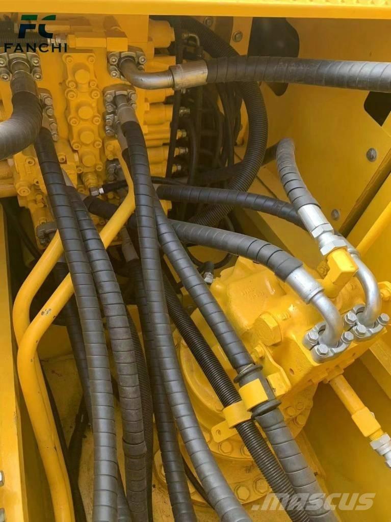 Komatsu PC 210 Minikaivukoneet < 7t
