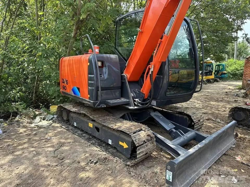 Hitachi ZX60 Minikaivukoneet < 7t