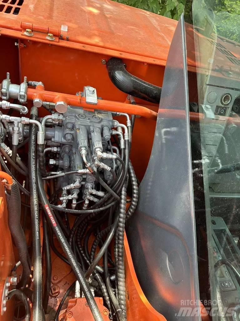 Hitachi ZX60 Minikaivukoneet < 7t