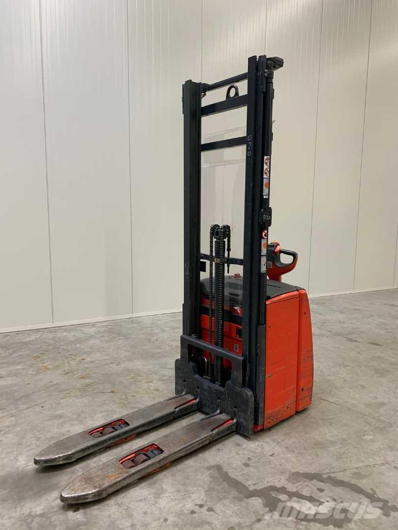 Linde L16I Ajettavat pinoamisvaunut