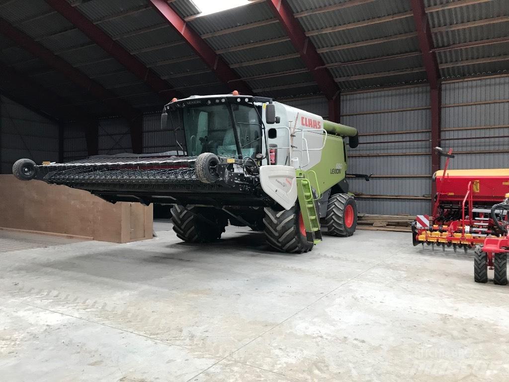 CLAAS Lexion 650 Leikkuupuimurit