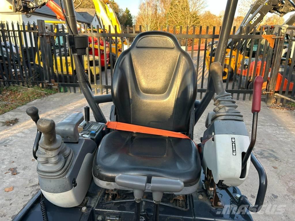 Hitachi ZX 19 U-6 Minikaivukoneet < 7t