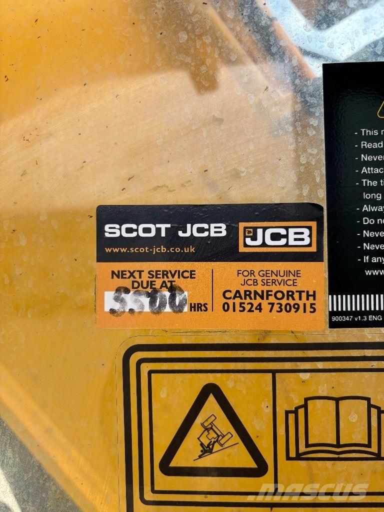 JCB JS 220 LC Telakaivukoneet