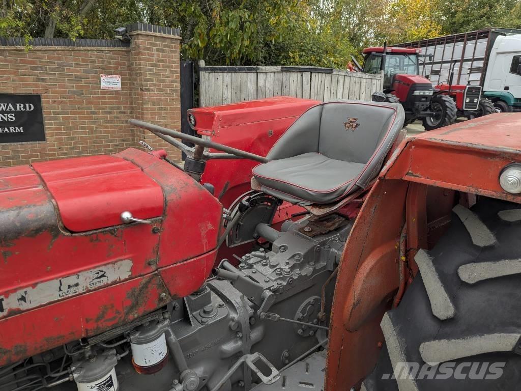 Massey Ferguson 135 Traktorit