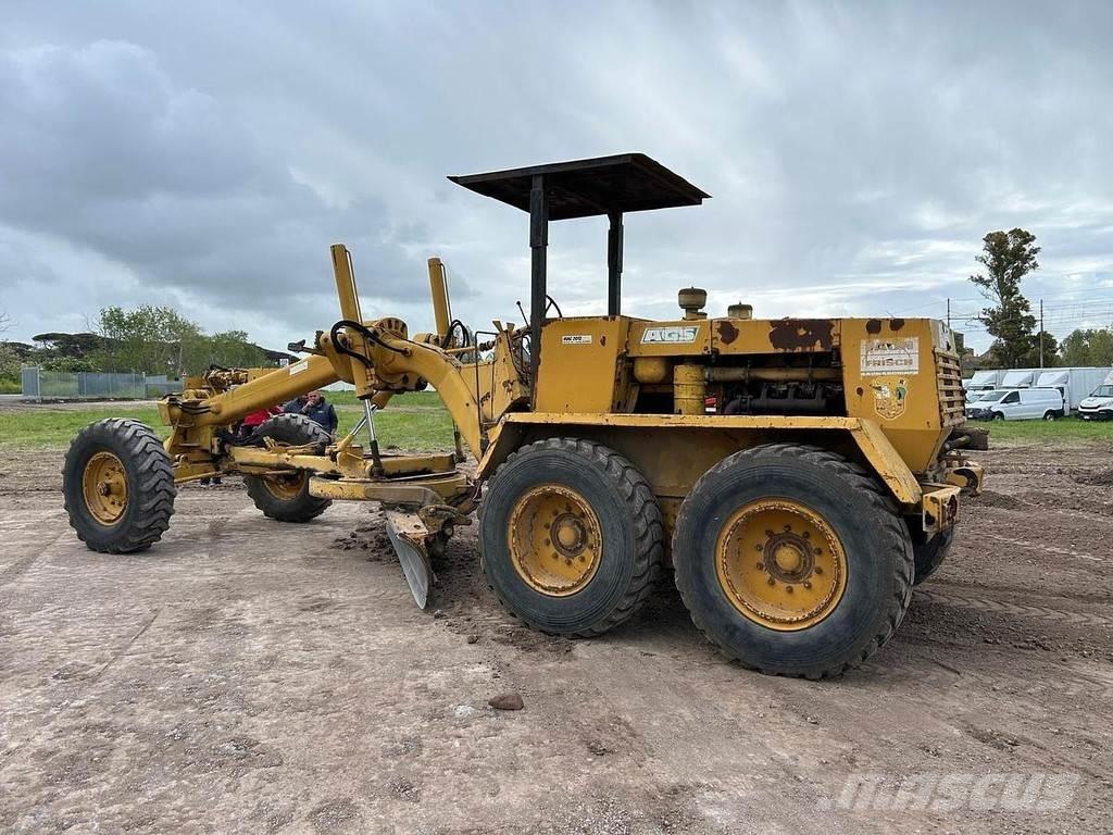 Fiat ALLIS F11.5 Tiehöylät