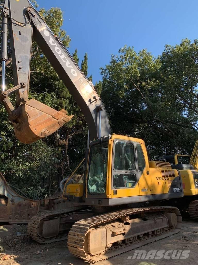 Volvo EC 210 B LC Telakaivukoneet