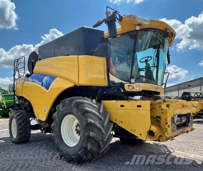 New Holland CR 980 Leikkuupuimurit