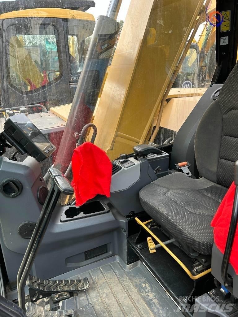 CAT 307 Minikaivukoneet < 7t