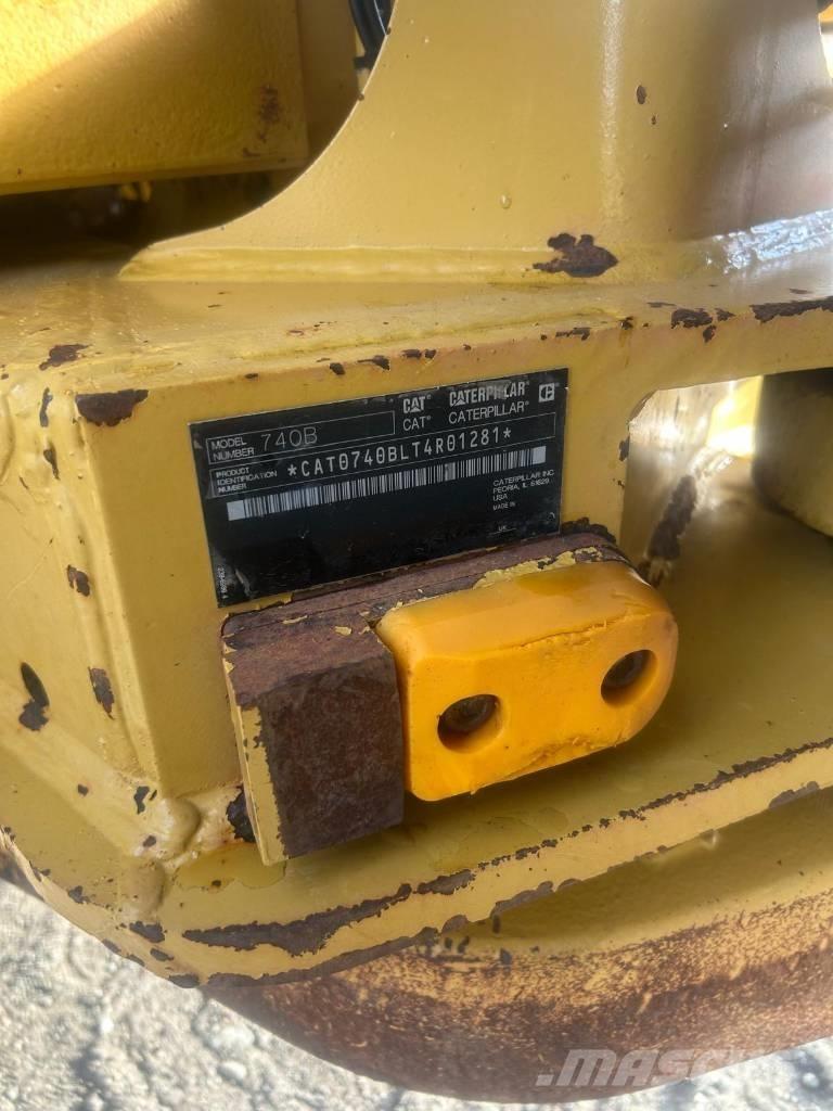 CAT 740B Dumpperit