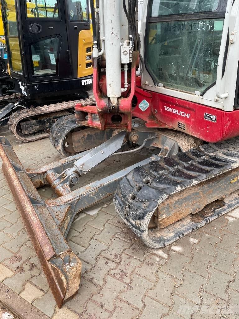 Takeuchi TB 260 Minikaivukoneet < 7t