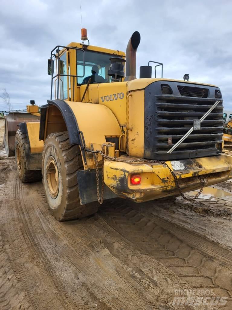 Volvo L 180 E Pyöräkuormaajat
