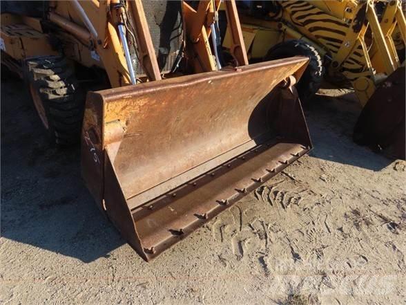 CASE 580SM Kaivurikuormaajat