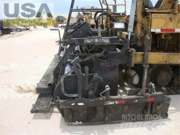 CAT AP-1050B Asfalttikoneet