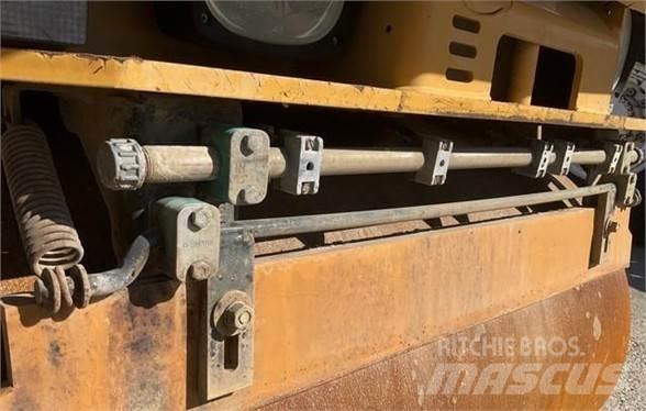 CAT CB22 Yksivalssijyrät