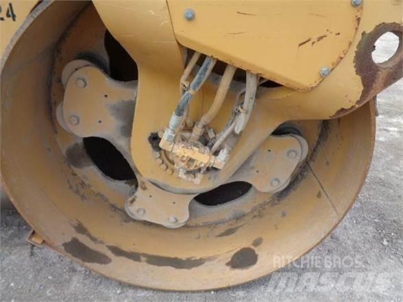 CAT CB54 Yksivalssijyrät