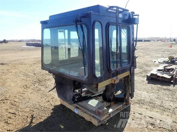 CAT D6R Ohjaamo ja sisusta