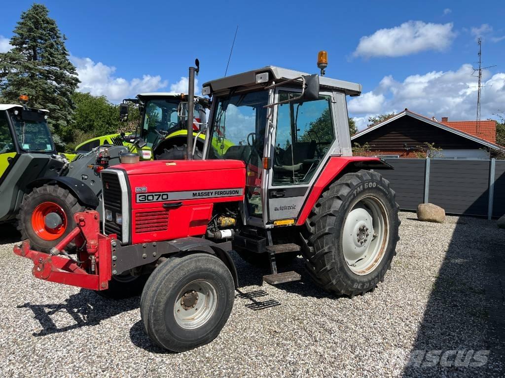 Massey Ferguson 3070 Traktorit