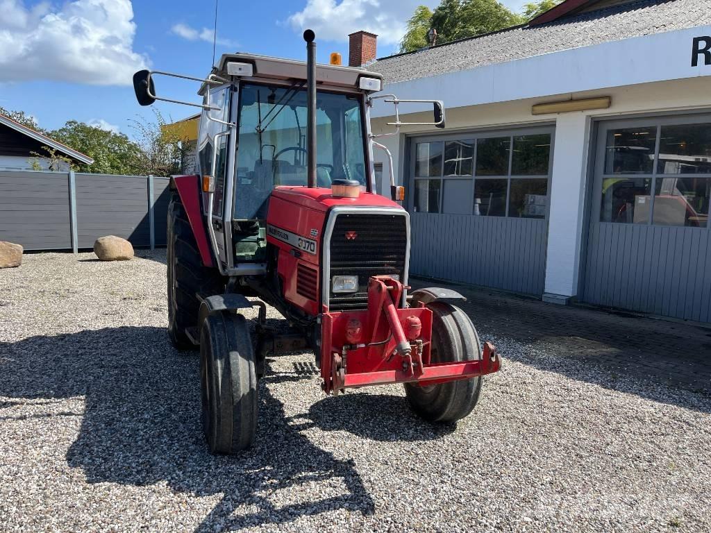 Massey Ferguson 3070 Traktorit