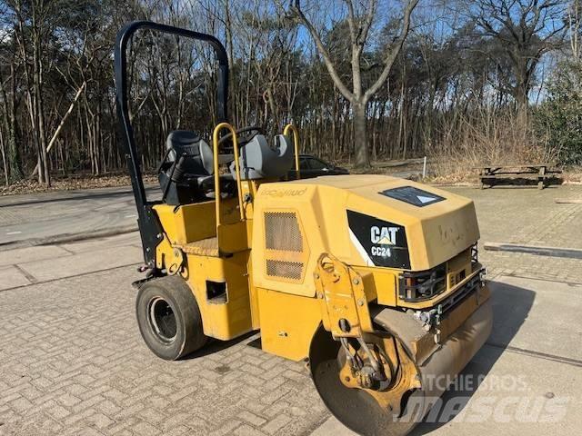 CAT CC 24 Yhdistelmäjyrät
