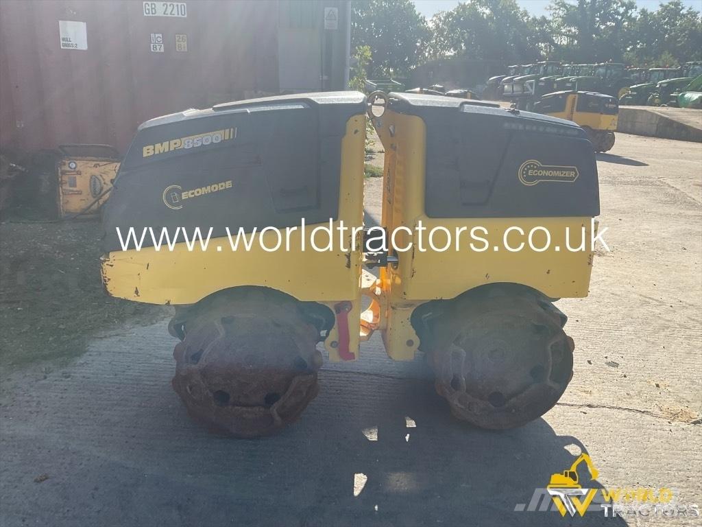 Bomag BMP 8500 Tärylevyt