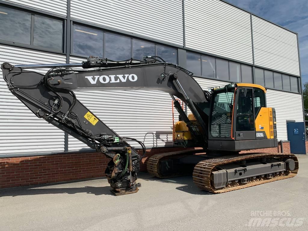 Volvo ECR235EL Telakaivukoneet