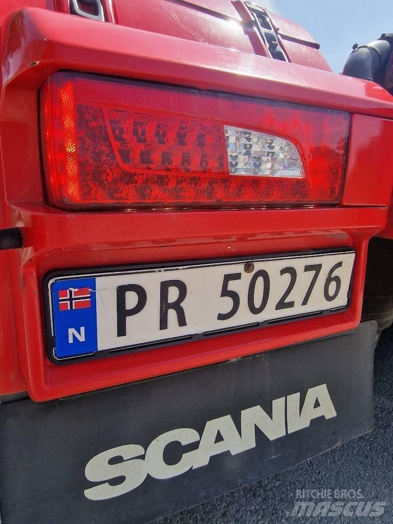 Scania R 730 Vetopöytäautot